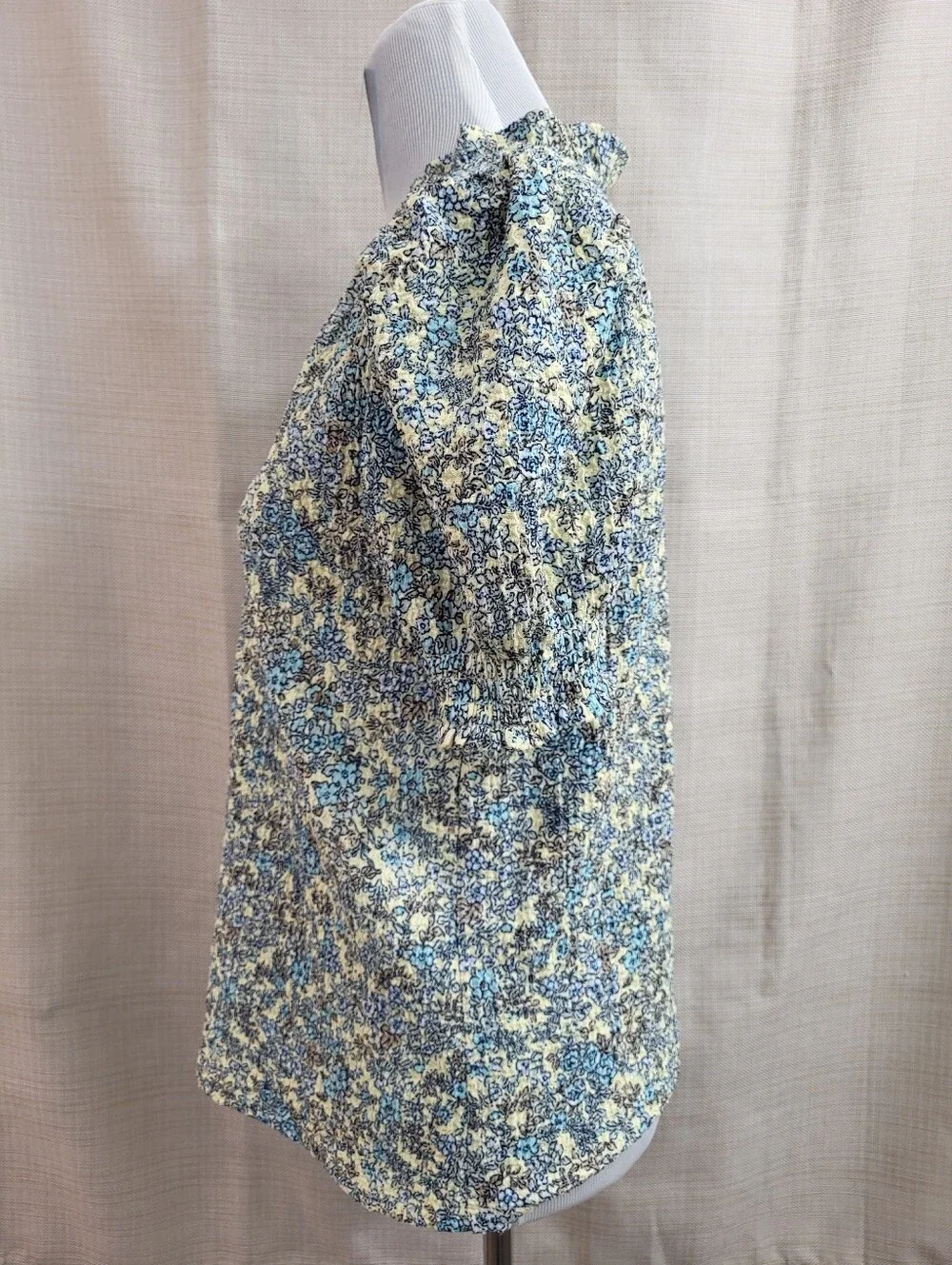 Loft Women's Peasant Floral Print Ruffle V-Neck Blouse Puff Sleeve‎ Size XS-Pet